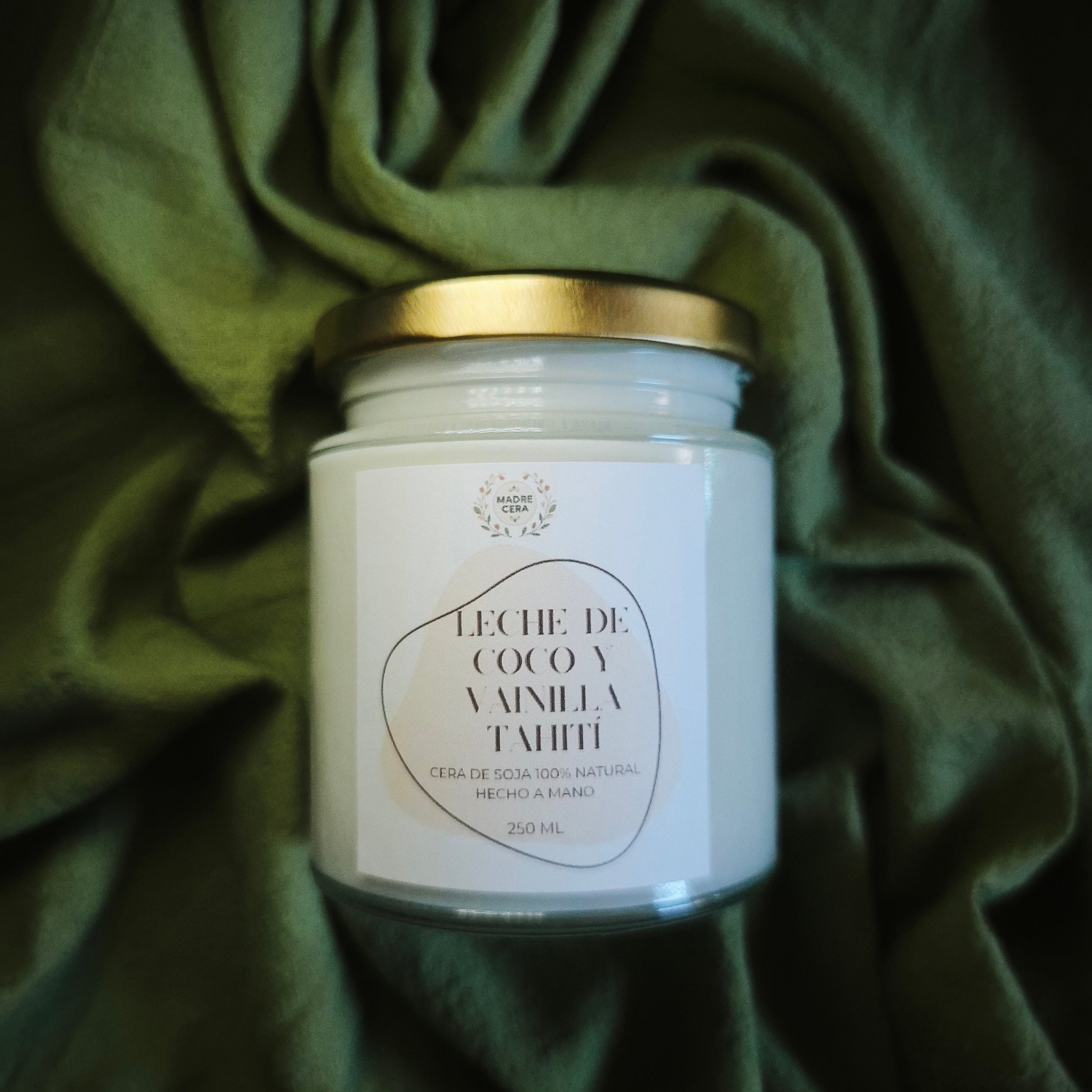 Vela Leche de Coco y Vainilla Tahití - MADRE CERA